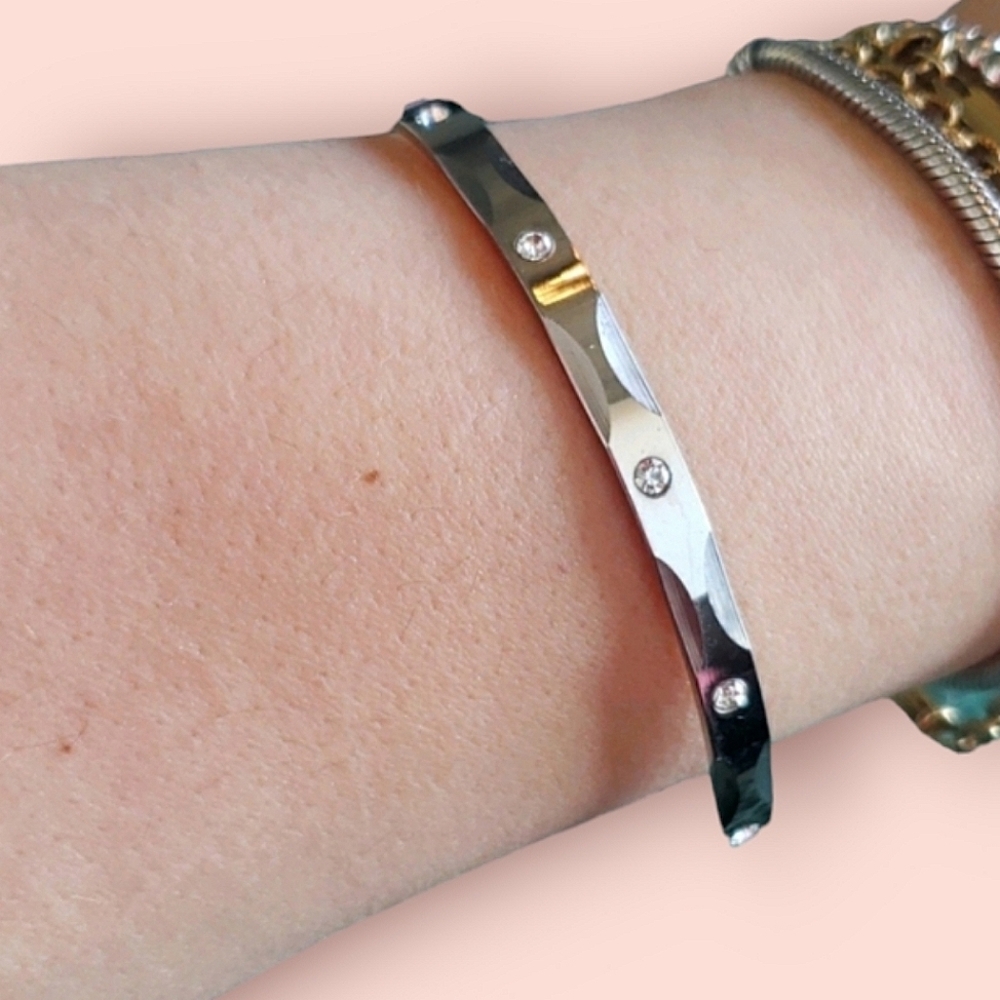 HAUSS bangle bracelet
